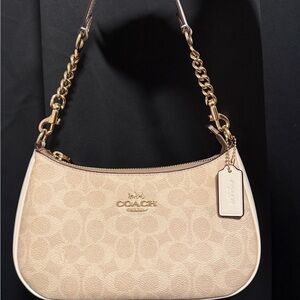 Coach teri shoulder bag